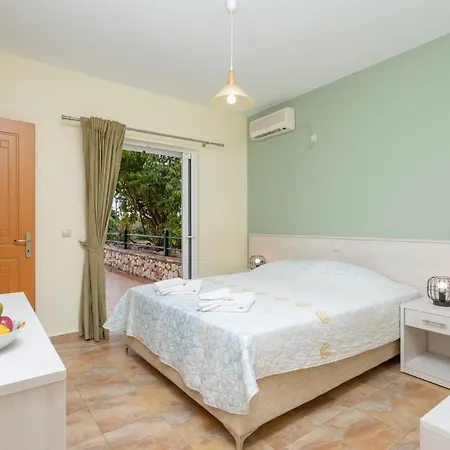 Olympia Villa